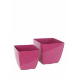 Pot plastique carré rose curvo