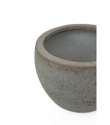 Pot gris en pierre reconstituée