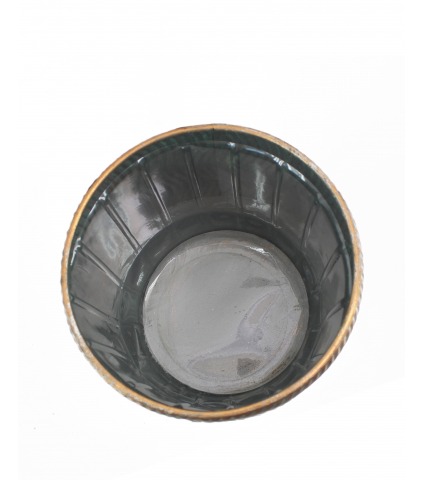 Cache-pot en métal doré