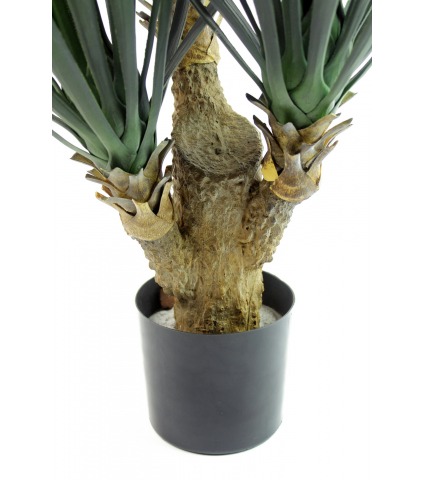 Yucca artificiel à trois têtes
