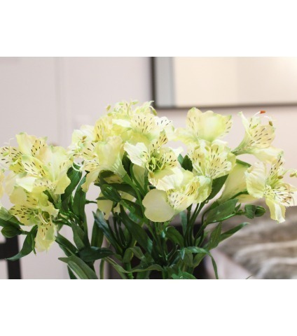Alstroemeria artificiel