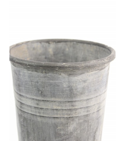 Sceau en zinc vieilli patiné