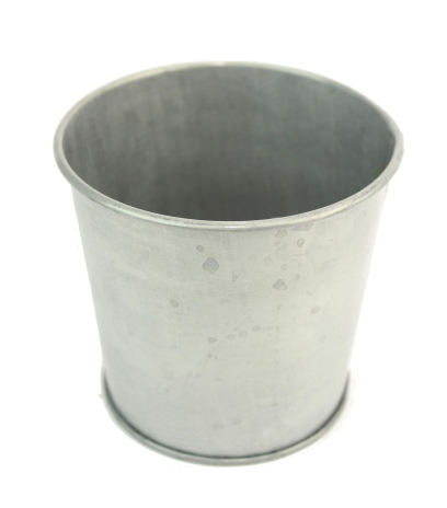 Cache-pot zinc titanium